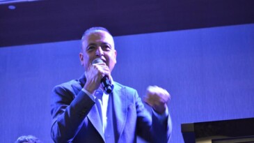 Battal İlgezdi, “Ataşehir  İstanbul’un merkezi olacak”