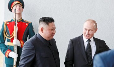 Putin ve Kim Jong Un Biraraya Geldi