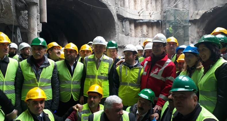 Başkan İmamoğlu, Ataşehir ve Çekmeköy’de Metro Çalışmalarını İnceledi