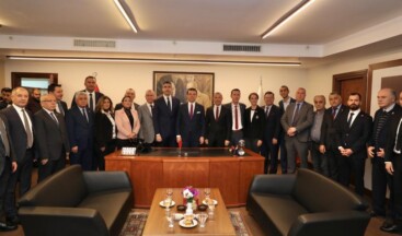 Ekrem İmamoğlu, Kartal Belediyesi’ni Ziyaret Etti