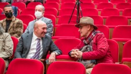 İzmir Uluslararası Mizah Festivali başladı