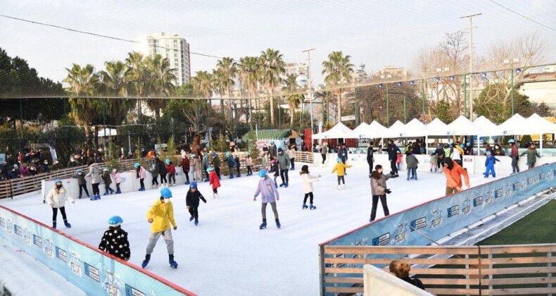 Kadıköy’de Kış Festivali Tüm Hızıyla Devam Ediyor