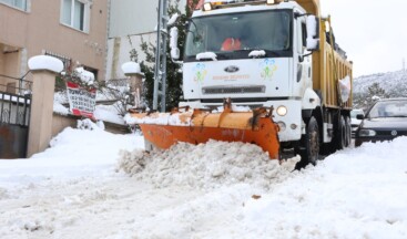 Ataşehir Belediye Ekipleri Karla Mücadelesi Devam Ediyor