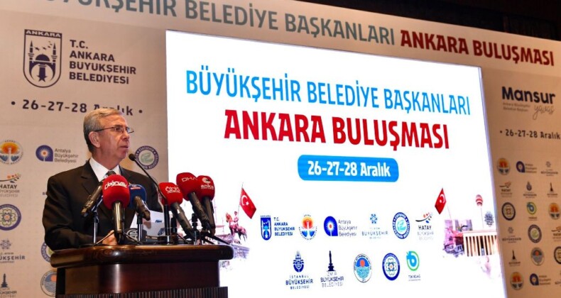10 Büyükşehir Belediye Başkanı Ankara’da Buluştu