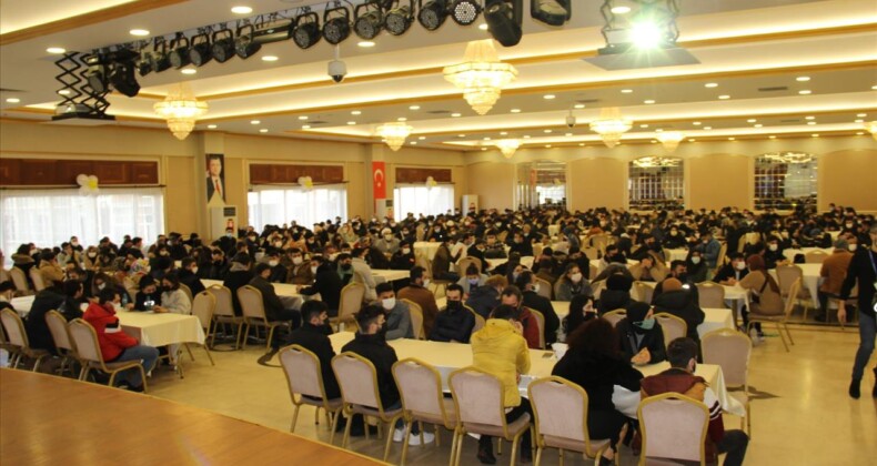 Esenyurtlu 300 vatandaş daha iş sahibi oldu