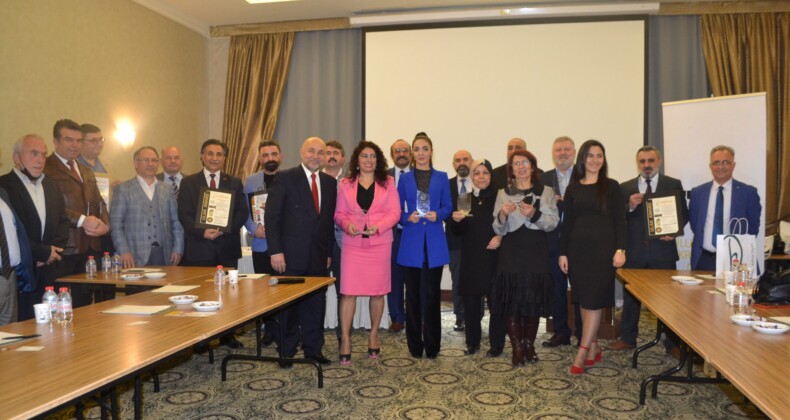 TÜSİED ve ULAK Kongre ile Ödül Törenine Yoğun İlgi Vardı