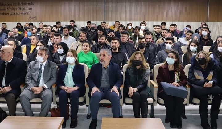 Ardahan’da Sınır Ticareti Eğitimi Verildi