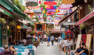 Kadınlar Neden Kadıköy’de Yaşamayı Tercih Ediyor?