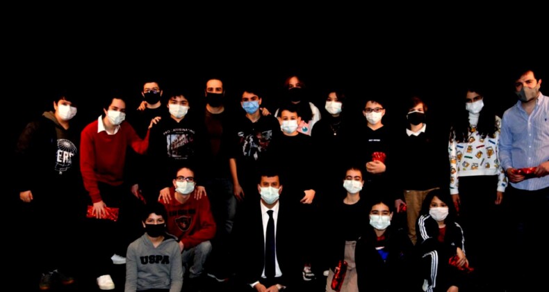 Kadıköy Belediyesi’nde Radyo Tiyatrosu Yapan “Bizim Çocuklar” Türkiye Sınırlarını Aştı