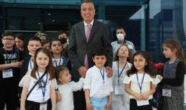 Ataşehir Çocuk Meclisi Başkan İlgezdi’yi Ziyaret Etti
