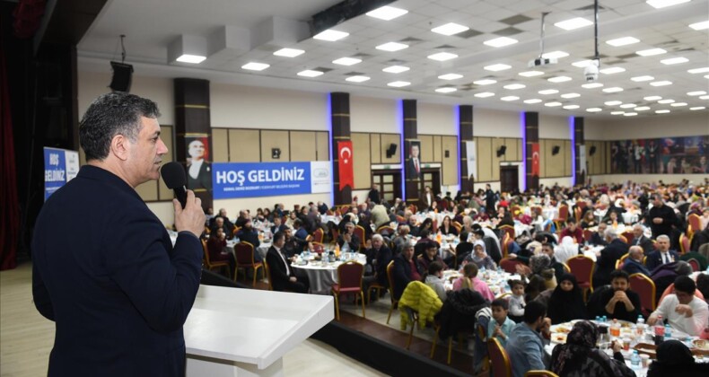 Esenyurt Belediyesi Gazi Ve Şehit Ailelerini İftar Sofrasında Ağırladı
