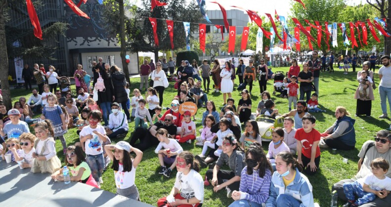 Kadıköy Belediyesi’nde 7’den 70’e Bayram Sevinci