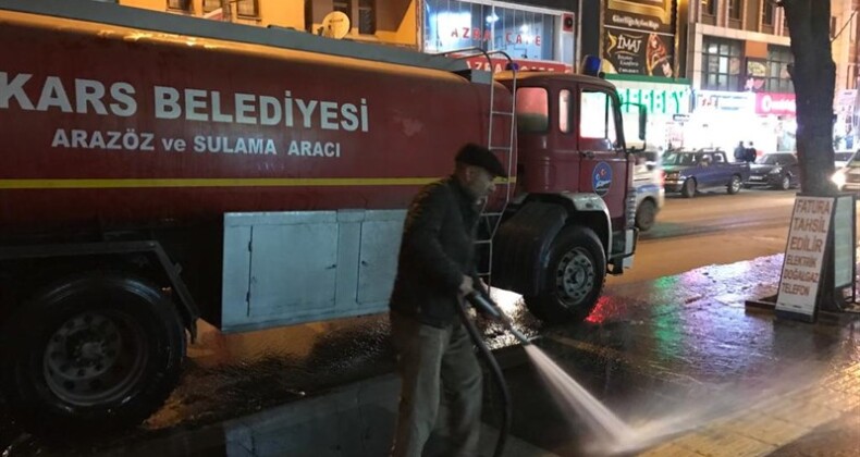 Kars Belediyesinin Bahar Temizliği Devam Ediyor