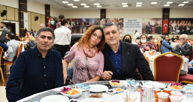 Başkan Bozkurt, Kent Konseyi İle İftarda Bir Araya Geldi