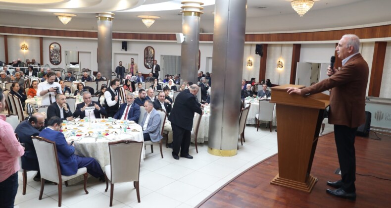 Ümraniye’de Erzincanlılar iftar yemeğinde bir araya geldi