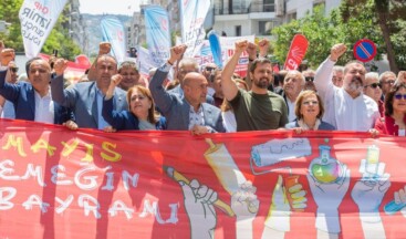 İzmir’de 1 Mayıs Emek ve Dayanışma Günü Coşkusu