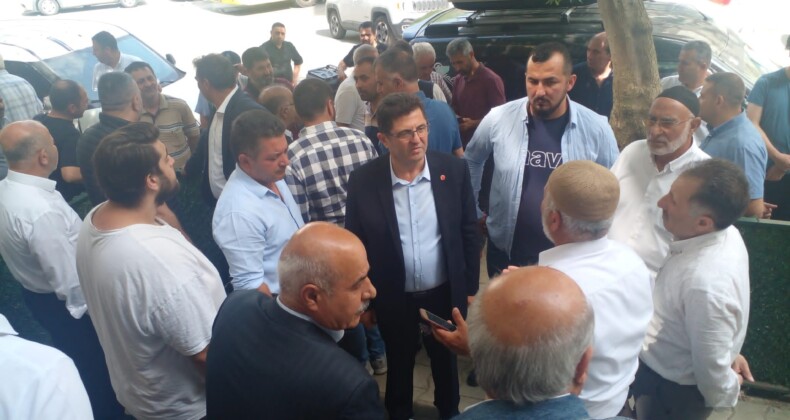 Çekmeköy’de Orhan Çerkez’e Büyük İlgi Var