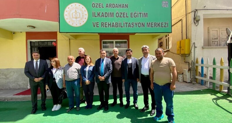 Başkan Demir’den Rehabilitasyon Merkezine Ziyaret