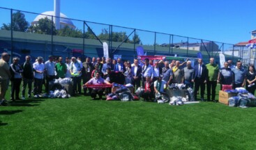 İBB Ataşehir Amatör Spor Kulüplerine Malzeme Desteği Yaptı