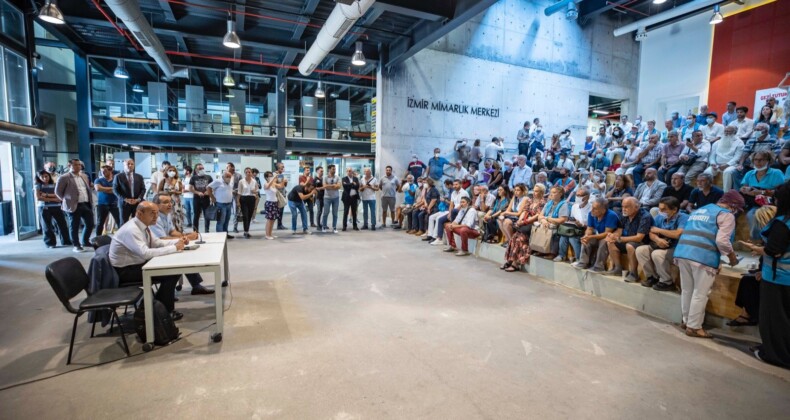 İzmir’de Asbestli dev gemiye karşı ortak mücadele kararı