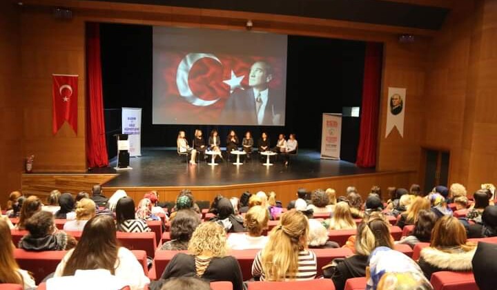 Ataşehir’de 5 Aralık Dünya Kadın Hakları Günü Etkinliği