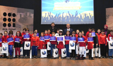 Gelecek Üsküdar Girişimcilik Akademisi İlk Mezunlarını Verdi