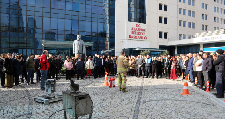Ataşehir Belediyesi Önünde Tahliye ve Söndürme Tatbikatı Düzenledi