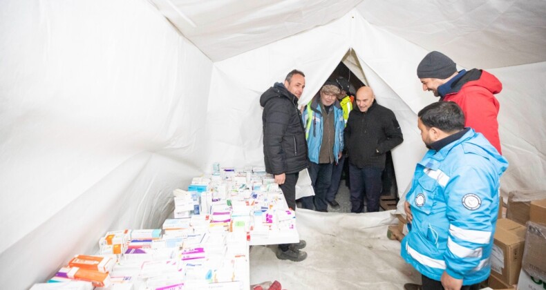 İzmir Büyükşehir Belediyesi Hatay’da sahra hastanesi kuruyor