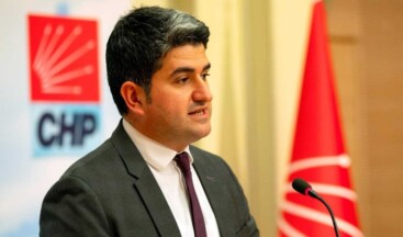 Onursal Adıgüzel’den Yabancı Seçmen Açıklaması
