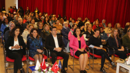 Ataşehir Belediyesi ve İBB İş Birliğiyle Kadın Forumu Düzenlendi