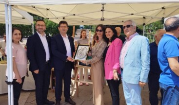 Ataşehir’de Kadın Kursiyerler Emeklerini Sergilediler