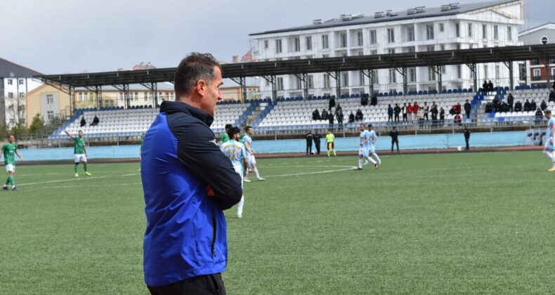 Kars 36 Spor, Orhan Tetik ile ‘Devam’ Dedi