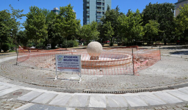 Ataşehir’de yeni park alanları kazandırılıyor ve mevcut parklarda yenileyor