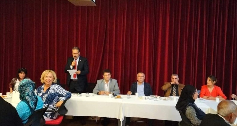 Ataşehir Eğitim Derneği’nden 100 Yıl Hediyesi