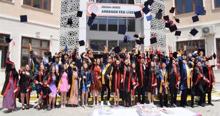 Ardahan Fen Lisesi Yavuzlar Lisesiyle ‘kardeş okul’ oldu