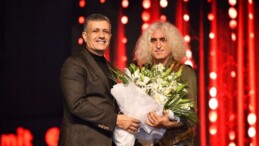 Esenyurt Kardeş Kültürler Festivali’nde Ahmet Aslan Rüzgârı