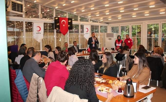 Ataşehir Kızılay Şubesi Öğretmenler Günü Etkinliği