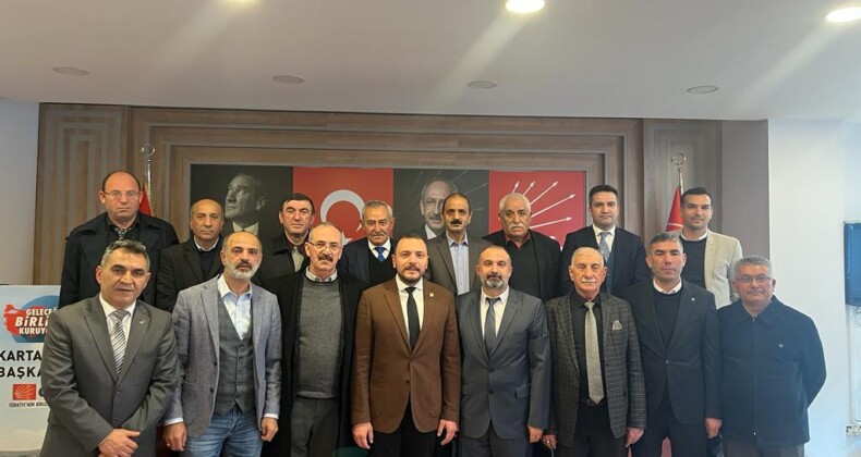Karaçay’a Destek İlçeye Sığmadı