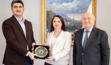 Onursal Adıgüzel, Üniversite Ziyaretleri