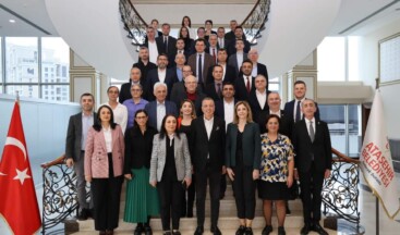 Başkan Ilgezdi, Mesai Arkadaşlarına Veda Etti