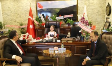 Çocuklardan Başkan Demir’e 23 Nisan Ziyareti