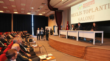 Ataşehir Belediye Meclisi Yeni Dönem İlk Toplantısı