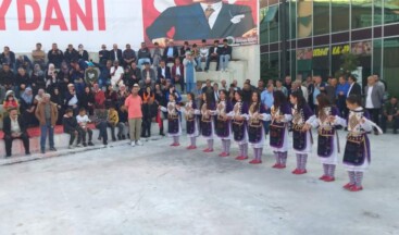 Göle Cumhuriyet Meydanı Açıldı