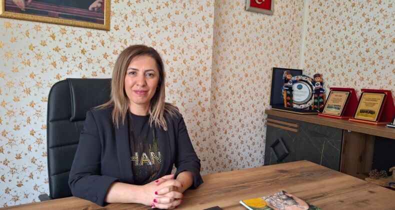 AKI-DER’den Kız Öğrencilere Burs Desteği