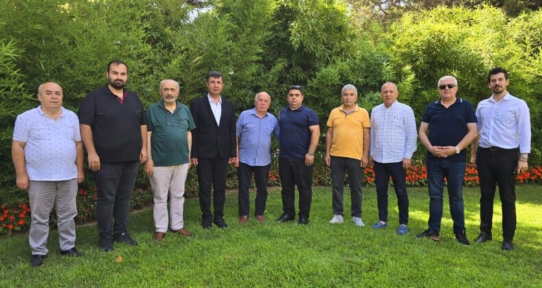 Ataşehir İl Dernekleri Federasyonu Basın Mansupları İle Kahvaltıda Buluştu