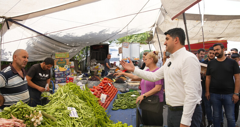 Başkan Adıgüzel,İçerenköy Semt Pazarı’nı Ziyaret Etti