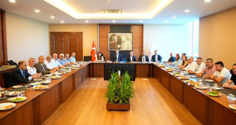 Başkan Adıgüzel, Muhtarları Dinledi