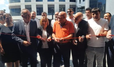 Engin Sarıkaya, Şirket Afisi Açılışını Yaptı