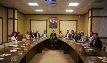 Çekmeköy Belediyesi ve İETT Yöneticileri İle Toplantı Yaptı