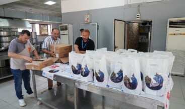 Üsküdar’da İhtiyaç Sahiplerine Konserve Dağıtımı